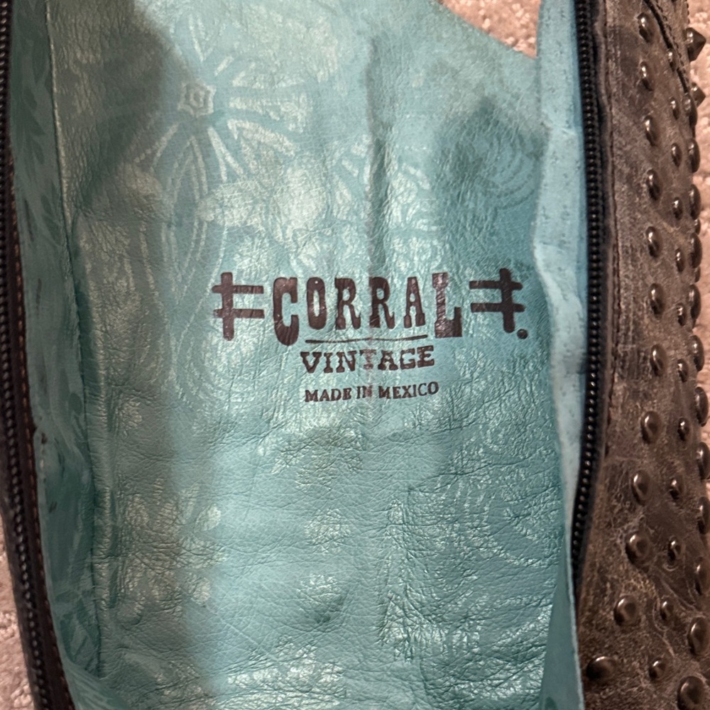 Corral Vintage Studded Black Western Boots - Picture 9 of 11